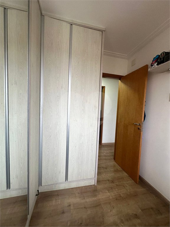 Apartamento à venda com 3 quartos, sendo 1 suíte, em Jardim Shangri-lá, Cuiabá, MT