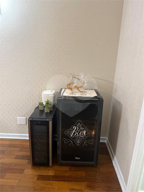 Apartamento à venda com 3 quartos, sendo 1 suíte, em Santa Cecília, São Paulo, SP