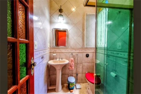 Casa à venda com 4 quartos, sendo 3 suítes, em Maracanã, Rio de Janeiro, RJ