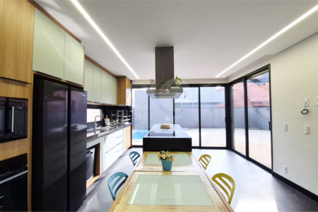 Casa à venda com 3 quartos, sendo 1 suíte, no condomínio Portal da Mata Rp, Ribeirão Preto - SP