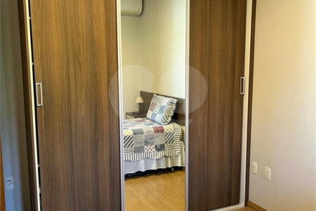 Casa Térrea à venda com 5 quartos, sendo 1 suíte, em Vila Santana, Mogi das Cruzes, SP