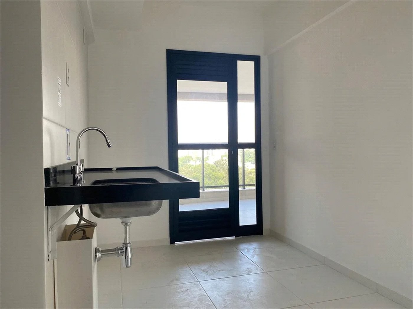 Apartamento à venda com 4 quartos, sendo 2 suítes,  em Pinheiros, São Paulo, SP