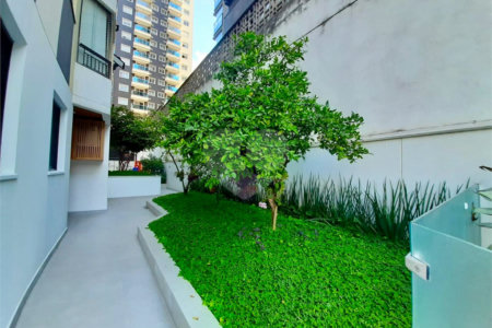 Apartamento para alugar com 3 quartos, sendo 1 suíte, em Vila Olímpia, São Paulo, SP
