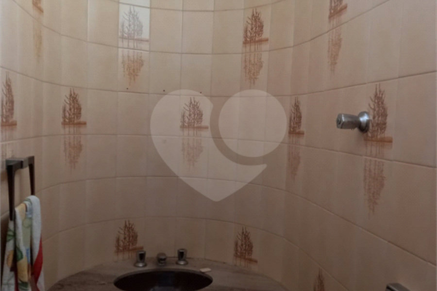 Sobrado à venda com 5 quartos, sendo 2 suítes,  em Tremembé, São Paulo, SP