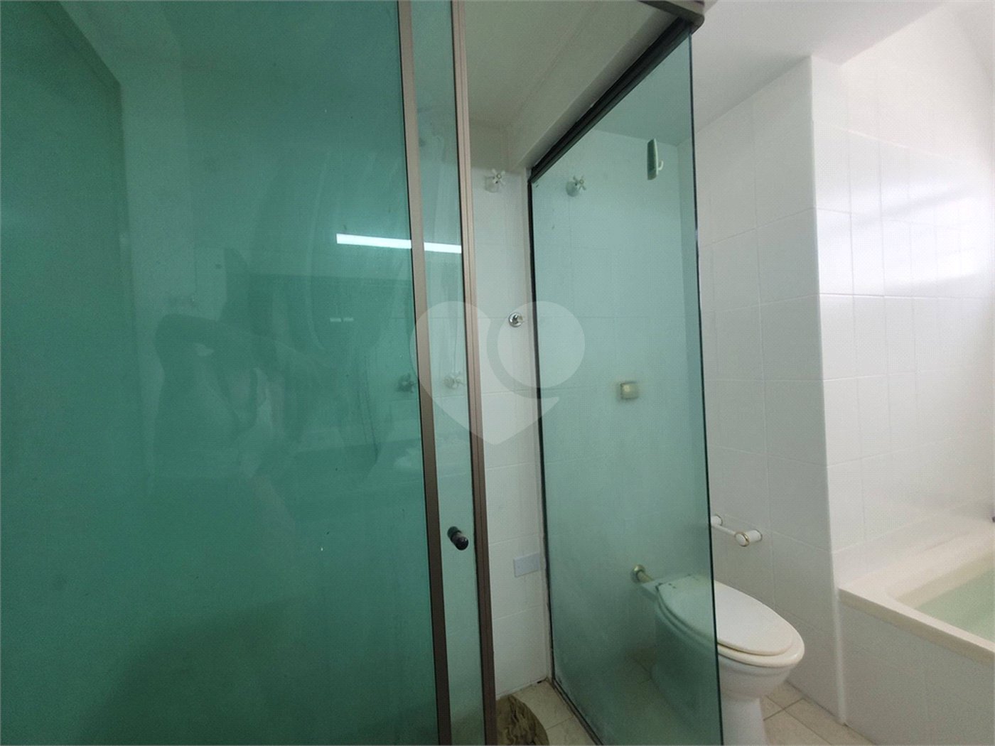 Casa de Vila à venda com 4 suítes em Jardim Santa Rosália, Sorocaba, SP