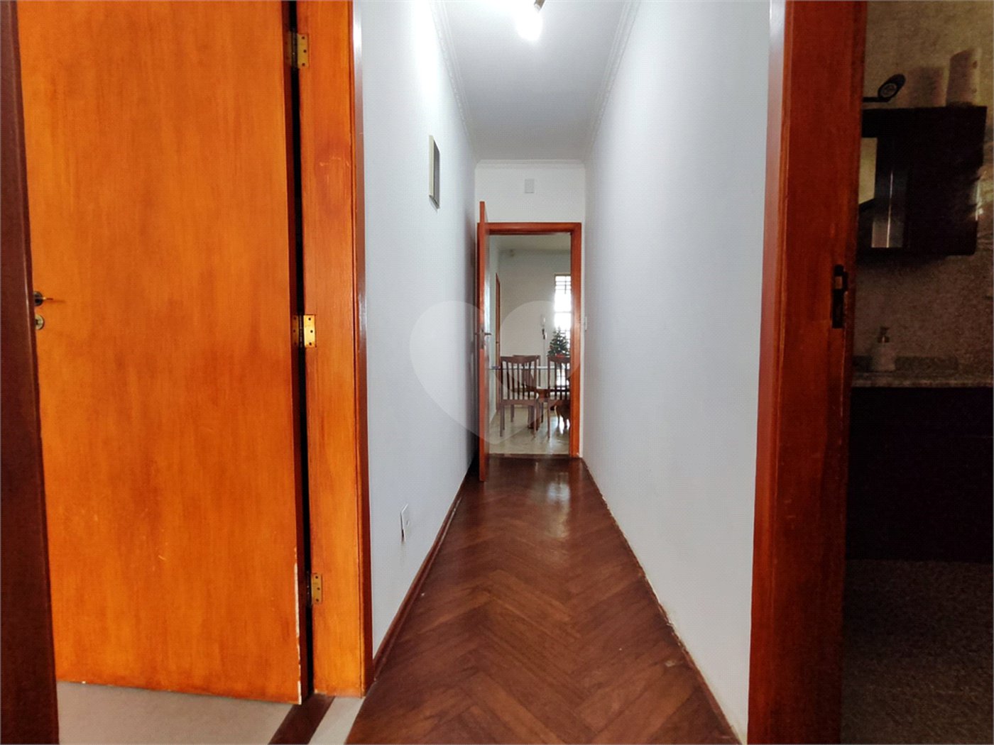 Sobrado à venda com 2 quartos em Jardim Emília, Sorocaba, SP