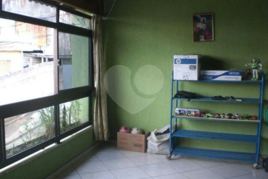 Sobrado à venda com 3 quartos, sendo 1 suíte, em Jardim Peri, São Paulo, SP