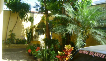 Casa à venda com 3 quartos em Cidade dos Bandeirantes, São Paulo, SP
