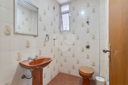 Casa à venda com 3 quartos, sendo 1 suíte, em Brooklin, São Paulo, SP
