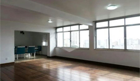 Apartamento à venda com 3 quartos, sendo 2 suítes,  em Cambuci, São Paulo, SP