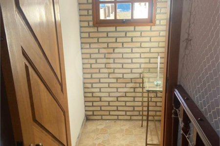 Sobrado à venda com 3 quartos, sendo 1 suíte,  em Jardim Selma Helena, Poá, SP