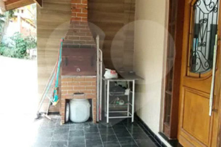 LINDA CHÁCARA A VENDA - CONDOMINIO ALPES D'OURO - BOM JESUS DOS PERDÕES