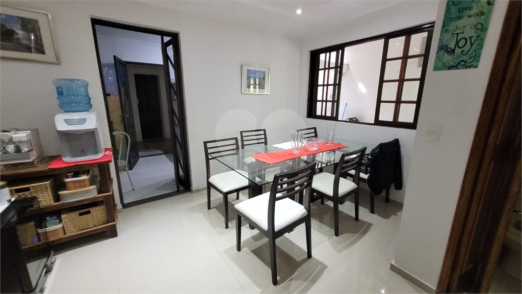 Casa de Vila à venda com 3 quartos, sendo 2 suítes, em Jardim Marajoara, São Paulo, SP