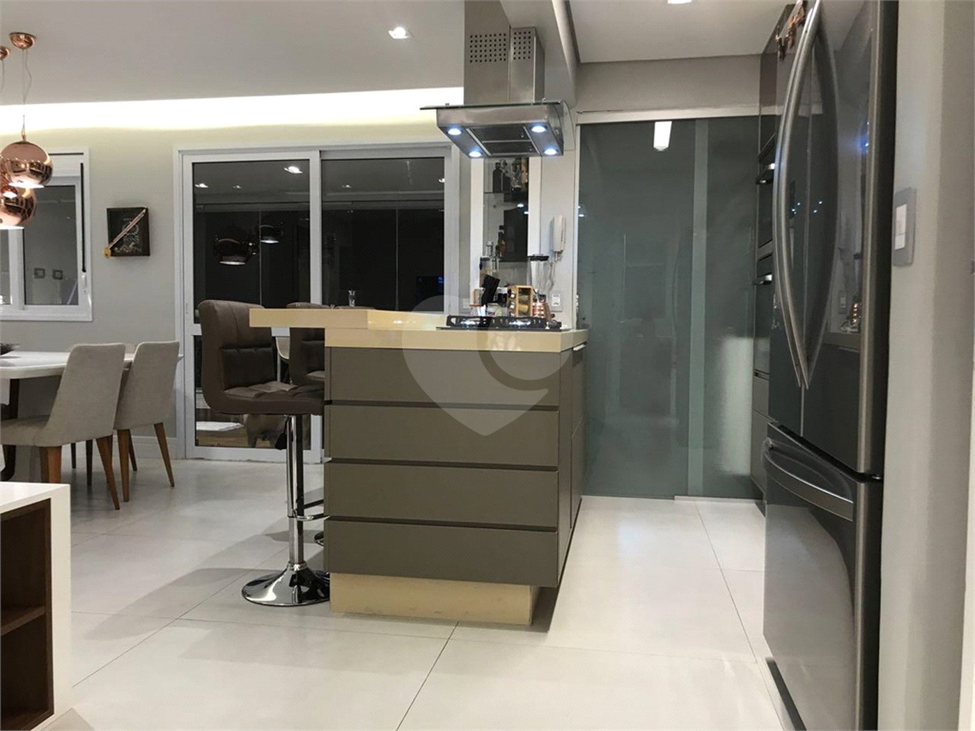 Apartamento à venda com 2 suítes em Vila Guilherme, São Paulo, SP