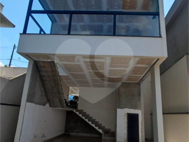 Casa à venda com 3 quartos, sendo 1 suíte,  no condomínio Terras de São Fernando, Cotia - SP