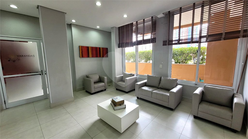 Apartamento à venda com 3 quartos, sendo 1 suíte, no Centro, Osasco, SP