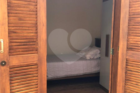 Sobrado à venda com 3 quartos, sendo 1 suíte, em Brooklin, São Paulo, SP