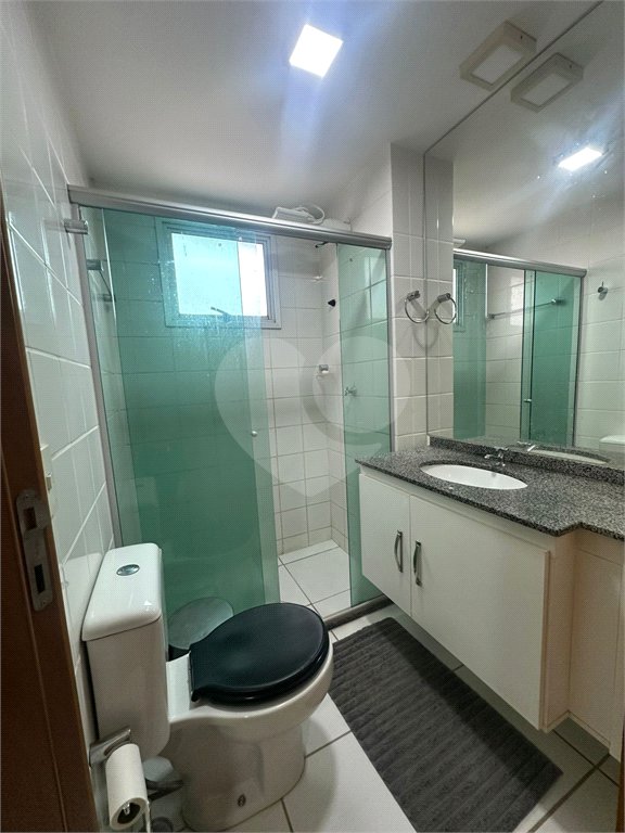 Apartamento à venda com 3 quartos, sendo 1 suíte, em Jardim Shangri-lá, Cuiabá, MT