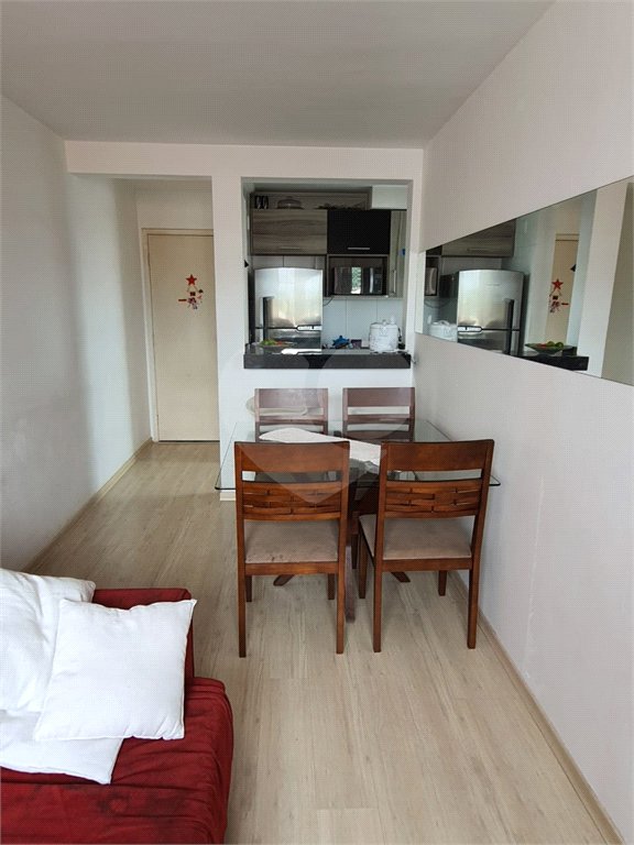 Apartamento à venda com 2 quartos em Vila Figueira, Suzano, SP