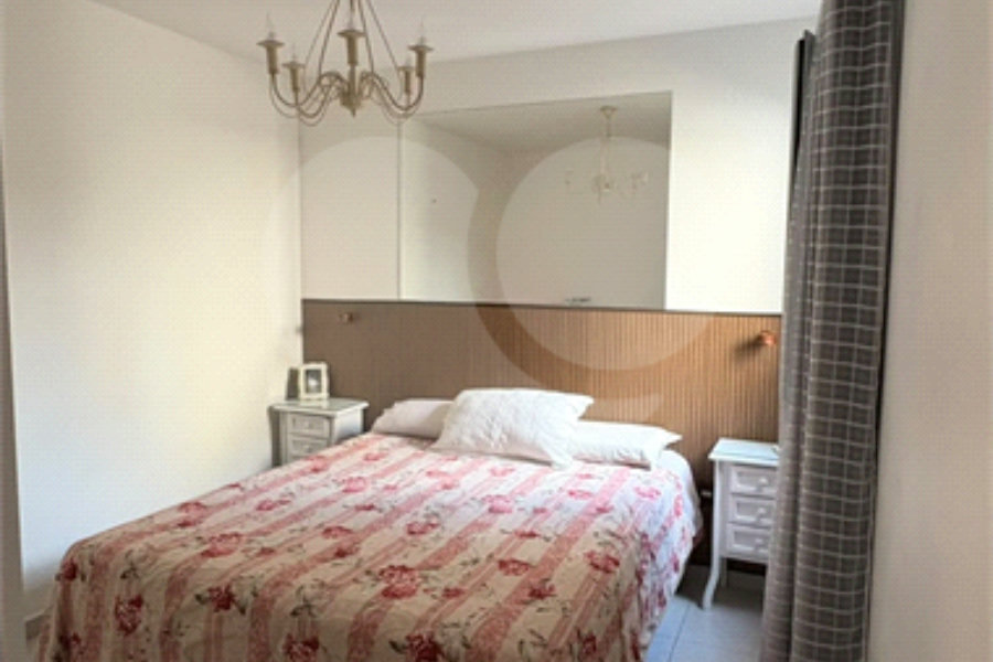 Casa à venda com 2 suítes no condomínio Santana, São Paulo - SP