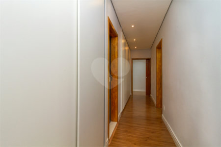 Apartamento à venda com 3 quartos, sendo 1 suíte, em Jardim Paulista, São Paulo, SP