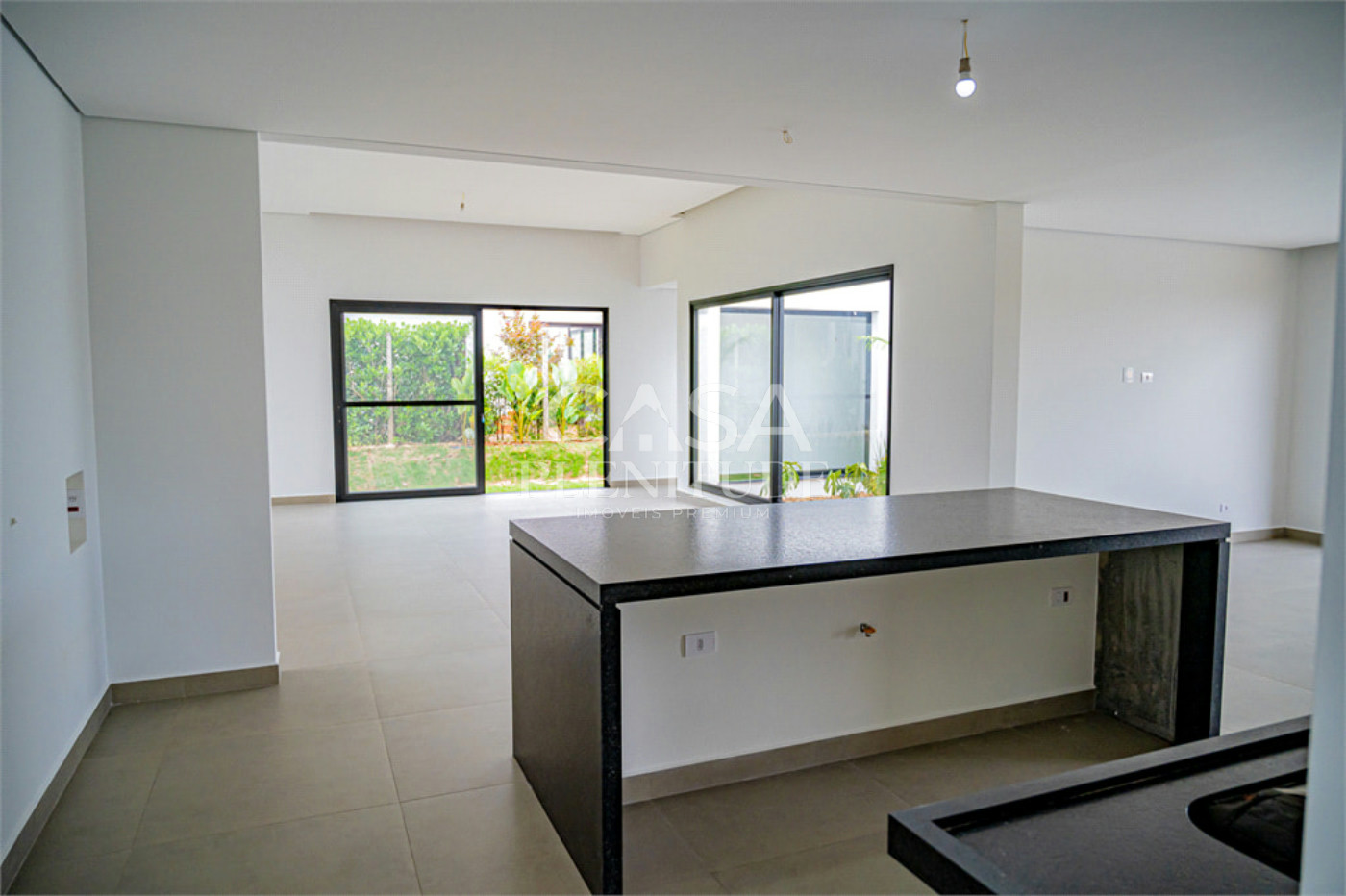 Casa em condomínio à venda com 3 suítes no Centro, Araçoiaba da Serra, SP