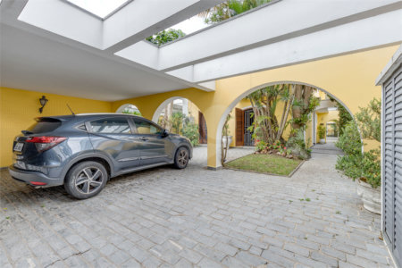 Casa à venda com 4 suítes em Alto da Boa Vista, São Paulo, SP