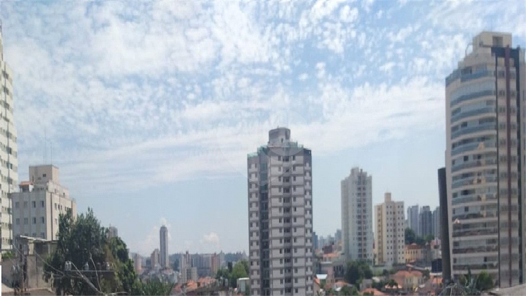 Casa à venda com 6 quartos, sendo 4 suítes, em Chora Menino, São Paulo, SP
