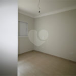 Sobrado à venda com 4 quartos, sendo 2 suítes, em Vila Pereira Barreto, São Paulo, SP
