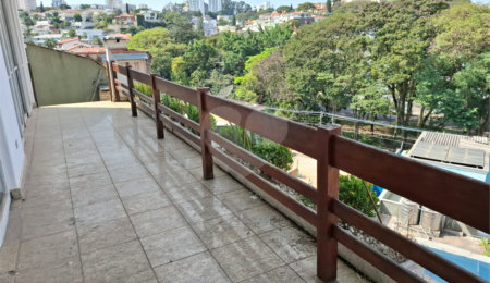 Casa à venda com 4 quartos, sendo 3 suítes,  em Jardim São Bento, São Paulo, SP