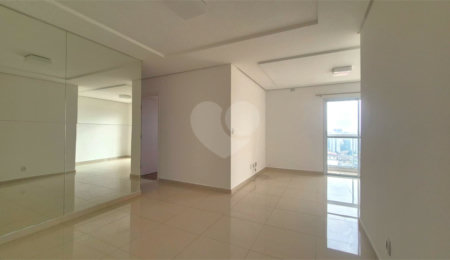 Apartamento à venda com 3 quartos, sendo 1 suíte,  em Vila Jardini, Sorocaba, SP