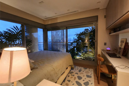 Apartamento à venda com 4 suítes em Jardim das Acácias, São Paulo, SP