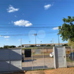 Casa à venda ou para alugar com 10 quartos no Centro, Ponta Porã, MS