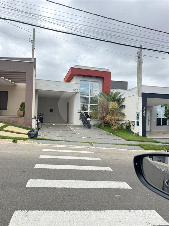 Casa à venda com 3 quartos, sendo 1 suíte, no condomínio Vila Rica, Indaiatuba - SP