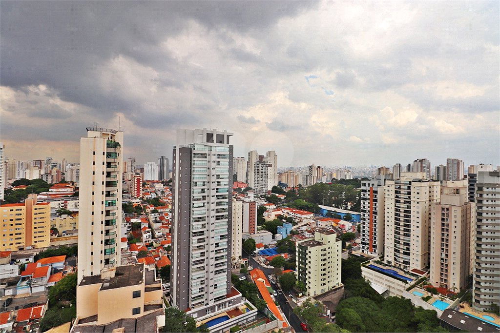 Apartamento à venda com 3 suítes em Santa Teresinha, São Paulo, SP