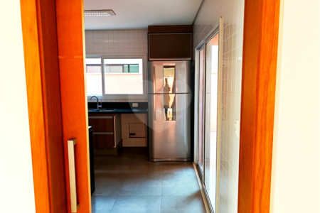 Exclusividade e Sofisticação no Swiss Park: O Sobrado Perfeito em São Carlos, com, 3 suites,2 salas, área Gourmet, persianas blackout automatizadas.