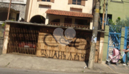 Sobrado à venda com 3 quartos em Santana, São Paulo, SP