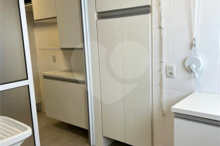 Apartamento à venda com 4 quartos, sendo 1 suíte, em Vila Mariana, São Paulo, SP