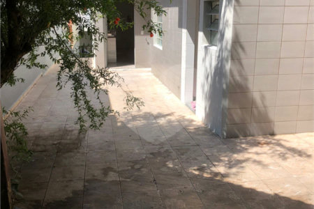 Sobrado à venda ou para alugar com 4 quartos, sendo 1 suíte, em Vila Regente Feijó, São Paulo, SP