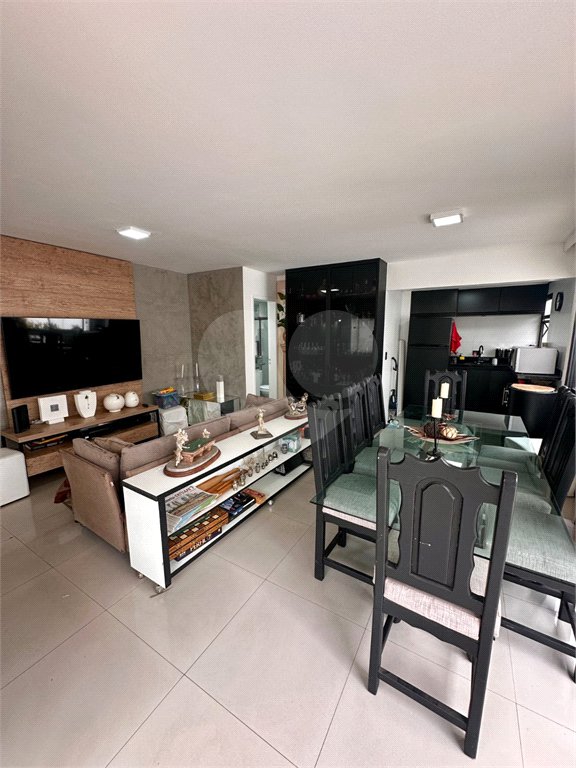 Apartamento à venda com 3 quartos, sendo 1 suíte, em Vila Regente Feijó, São Paulo, SP