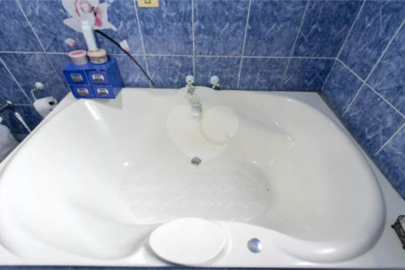 Casa à venda com 2 quartos, sendo 1 suíte, em Jardim Santa Clara, Guarulhos, SP