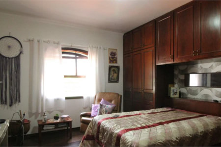 Sobrado à venda com 4 suítes em Vila Cordeiro, São Paulo, SP