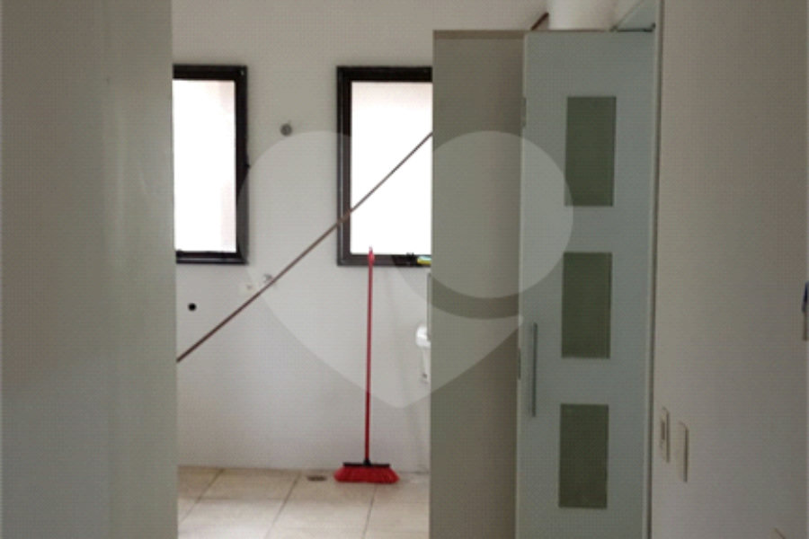 Apartamento à venda com 4 quartos, sendo 2 suítes, em Morumbi, São Paulo, SP