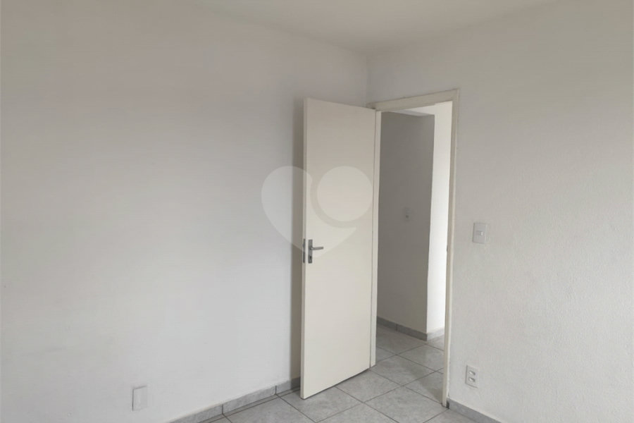 Apartamento à venda com 2 quartos em Jardim Íris, São Paulo, SP