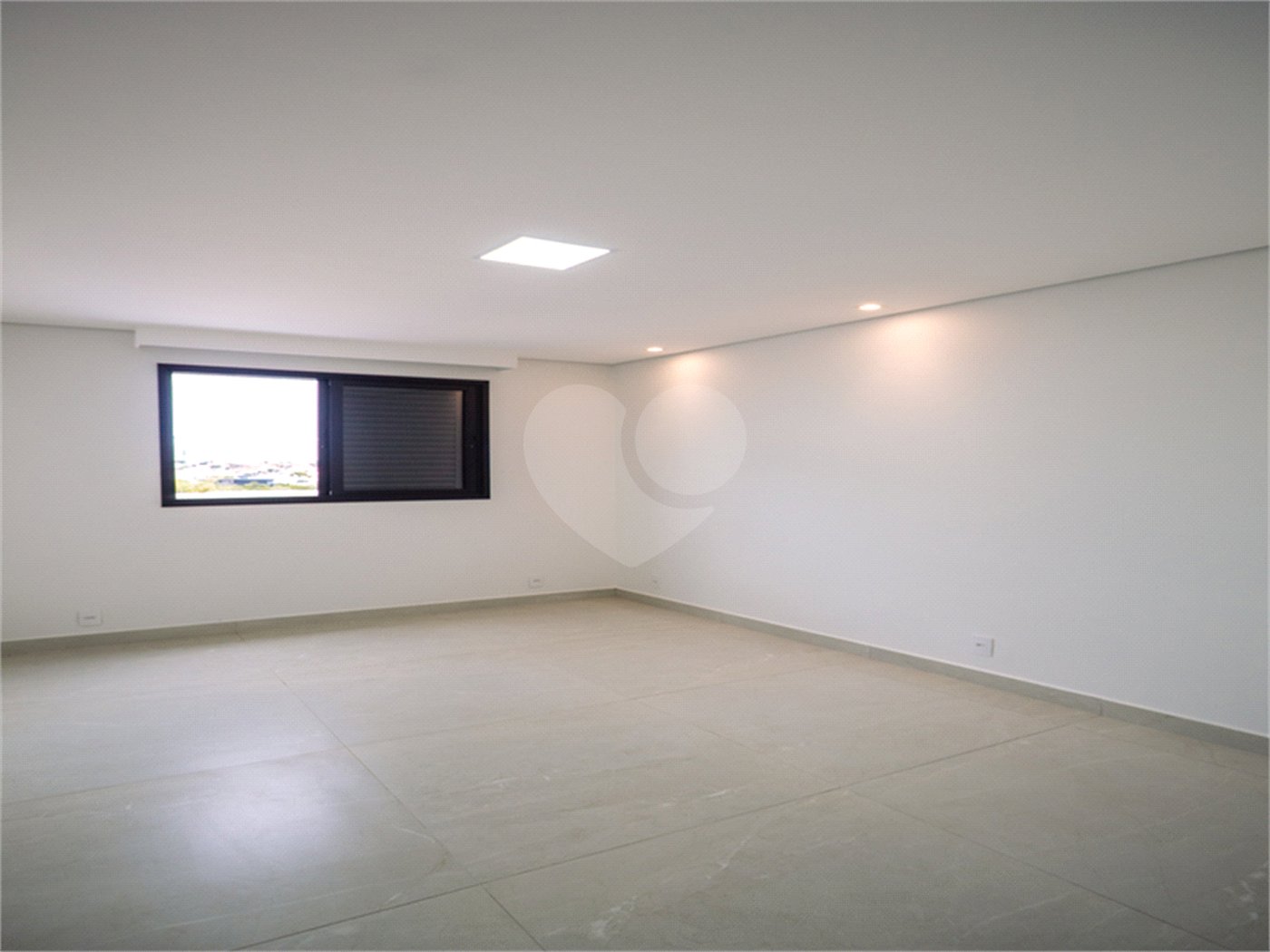Casa à venda com 3 suítes no condomínio Residencial Helvetia Park, Indaiatuba - SP