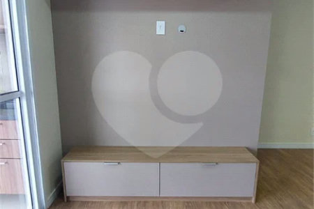 Apartamento para alugar com 2 quartos, sendo 1 suíte, em Aparecidinha, Sorocaba, SP
