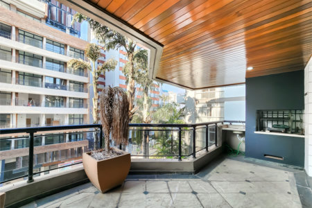 Apartamento à venda com 4 quartos, sendo 3 suítes, em Higienópolis, São Paulo, SP