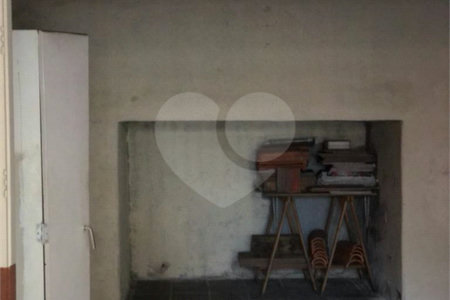 Casa à venda com 4 quartos, sendo 1 suíte,  em Jardim Rosa Maria, São Paulo, SP