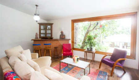 Casa à venda com 4 quartos, sendo 2 suítes,  em Chácara Flora, São Paulo, SP