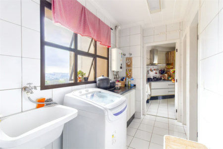 Apartamento à venda com 4 quartos, sendo 3 suítes, em Jardim Monte Kemel, São Paulo, SP